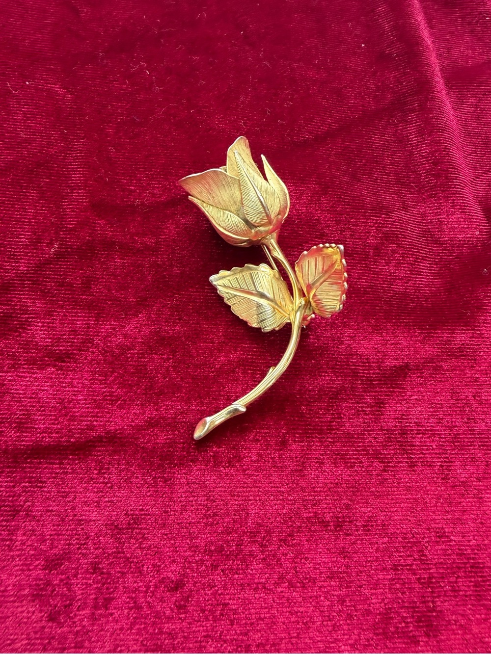 Vintage Giovanni Gold Tone Rose Brooch
